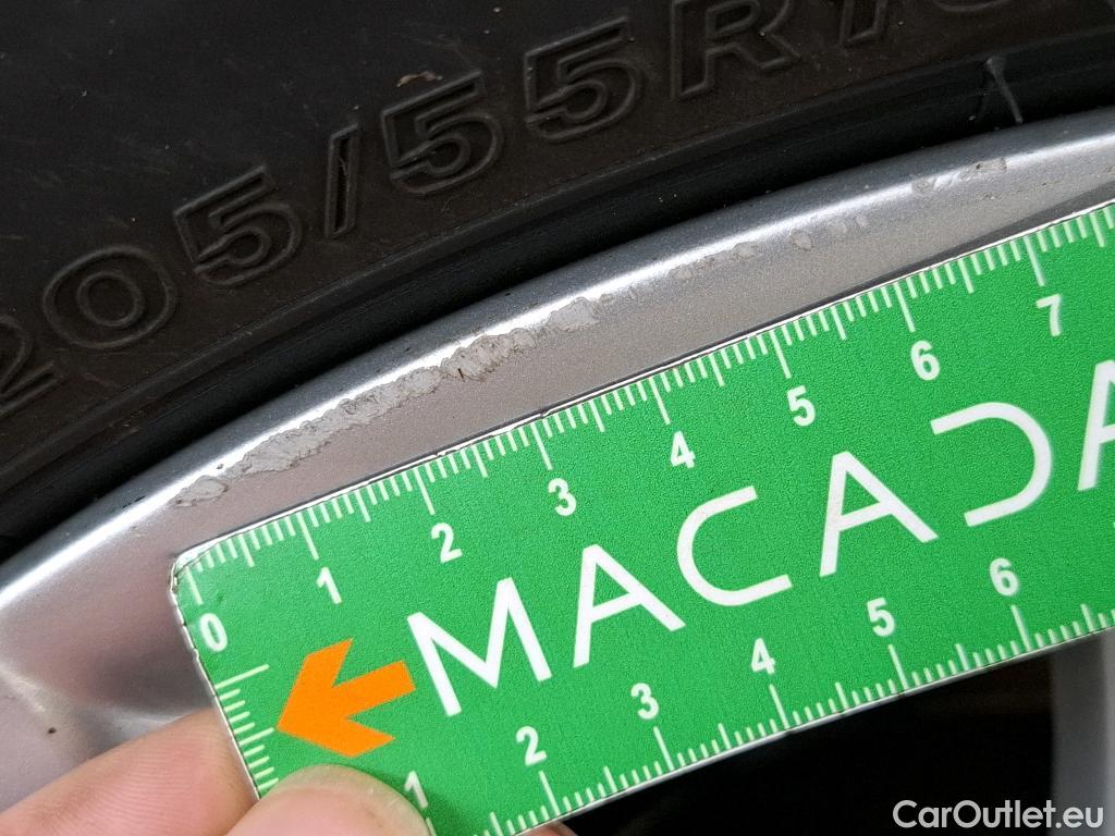  Seat  Leon SEAT  Sportstourer / 2020 / 5P / Break 1.0 eTSI 110 DSG S&S Style Business #28