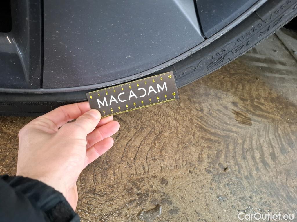  Tesla  Model 3 TESLA   2018  4P  Berline Propulsion #5