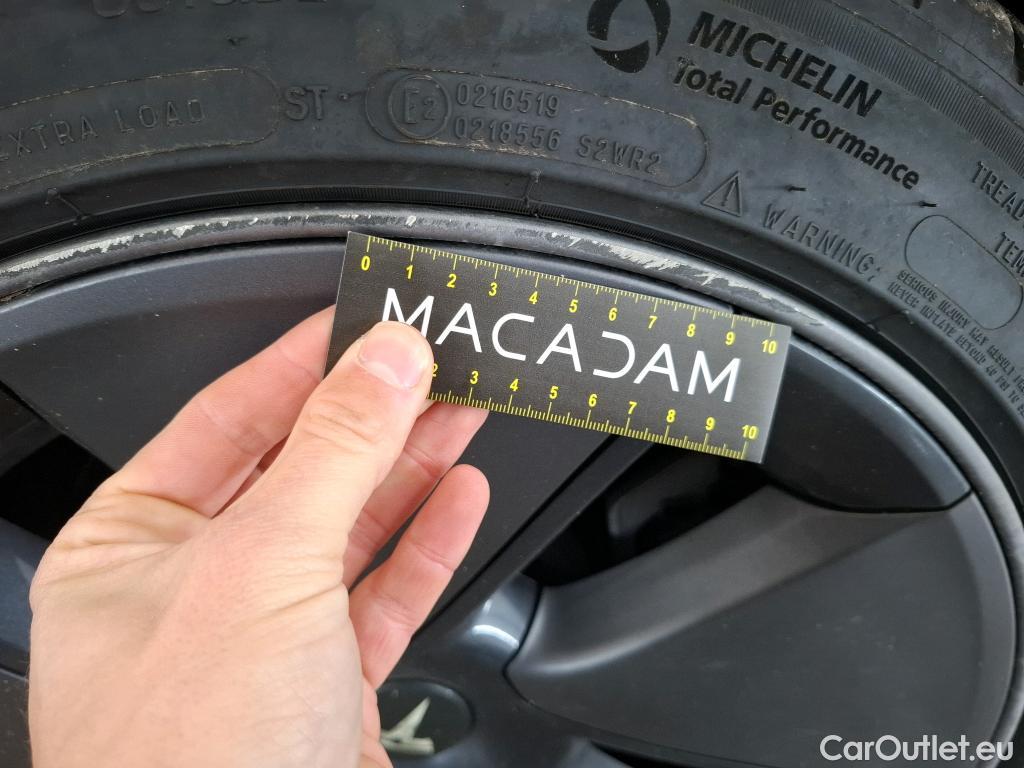  Tesla  Model 3 TESLA   2018  4P  Berline Propulsion #10