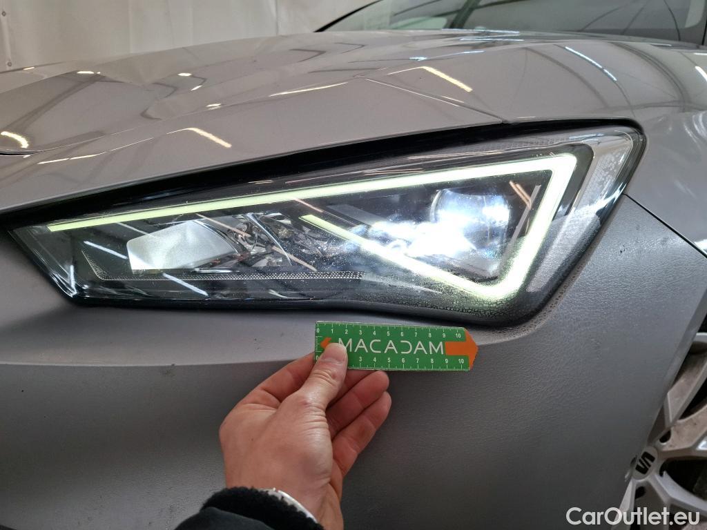  Seat  Leon SEAT  Sportstourer / 2020 / 5P / Break 1.0 eTSI 110 DSG S&S Style Business #1