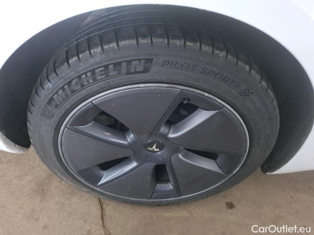  Tesla  Model 3 TESLA   2018  4P  Berline Propulsion #13