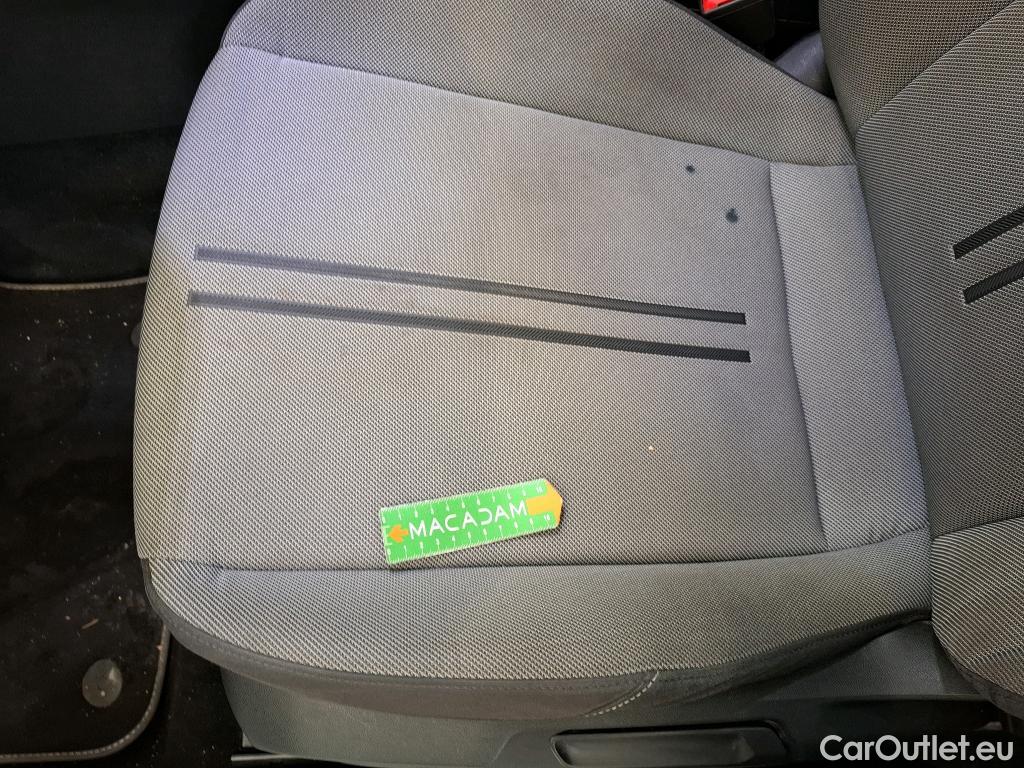  Seat  Leon SEAT  Sportstourer / 2020 / 5P / Break 1.0 eTSI 110 DSG S&S Style Business #53