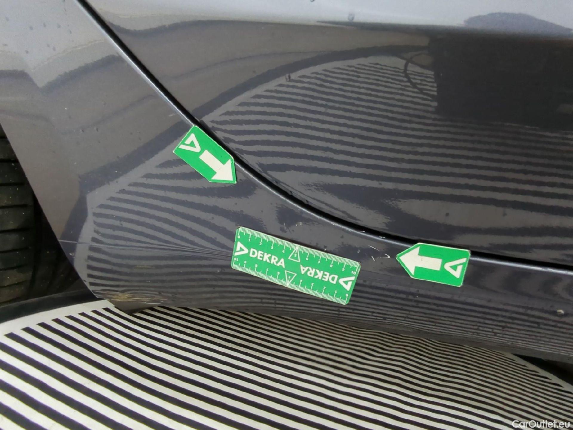  Tesla  Model 3 TESLA  / 2018 / 4P / Berline Long Range Dual Motor AWD #23