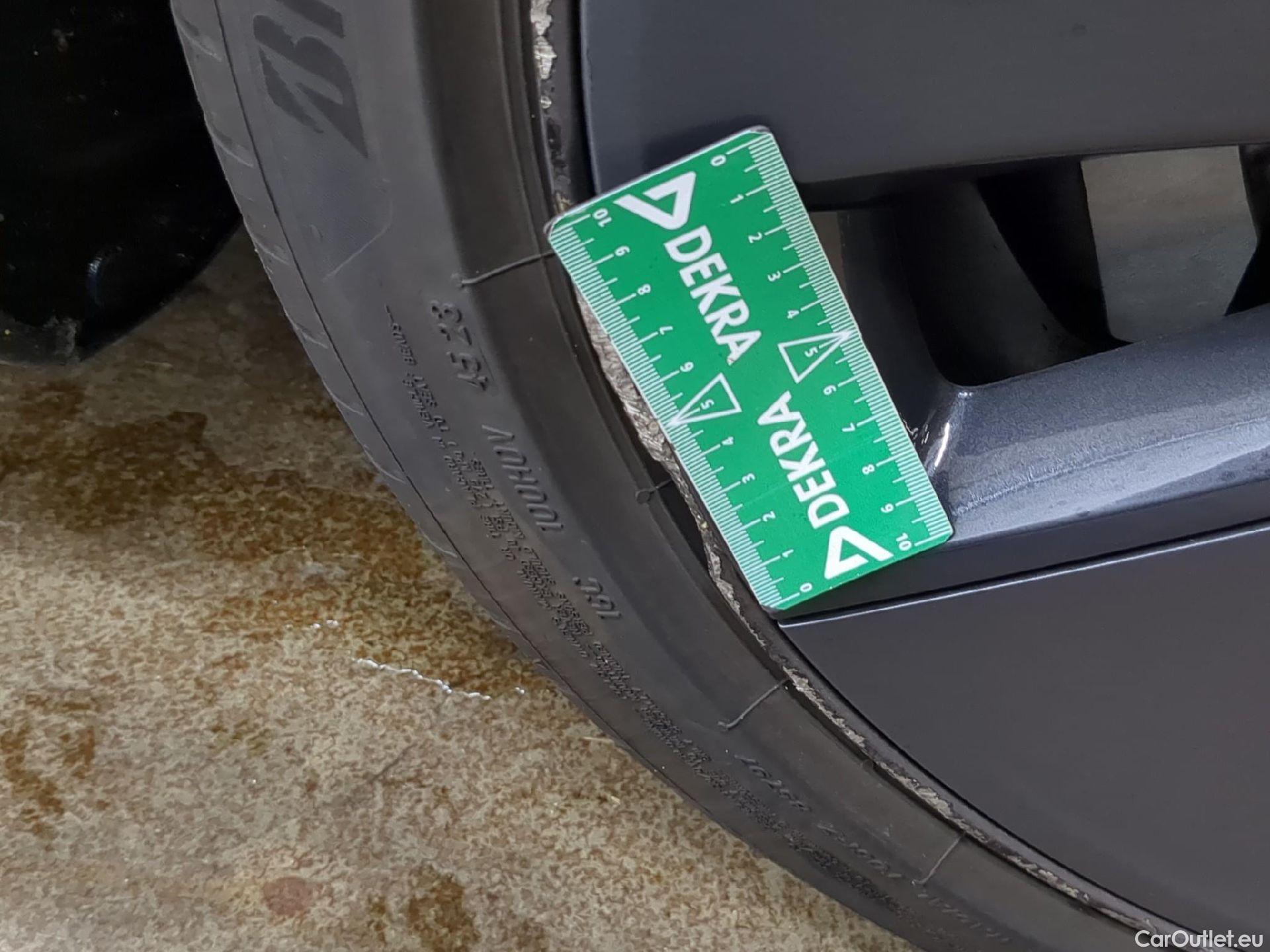  Tesla  Model 3 TESLA  / 2018 / 4P / Berline Long Range Dual Motor AWD #14