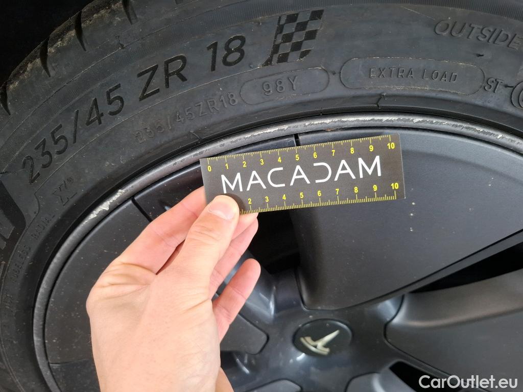  Tesla  Model 3 TESLA   2018  4P  Berline Propulsion #11