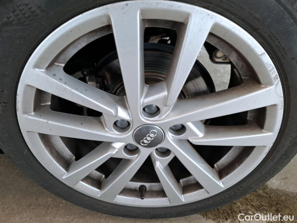  Audi  A3 AUDI  Sportback / 2016 / 5P / Berline 35 TDI 150 S TRONIC BUSINESS LINE #17