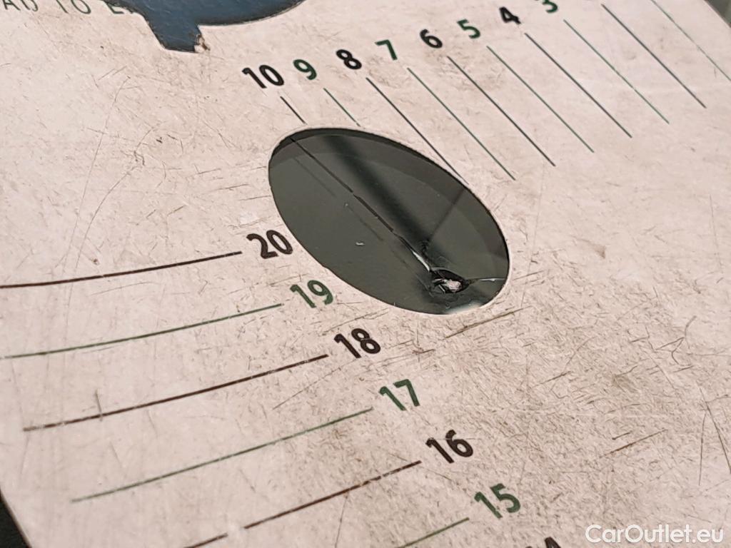  Bmw  Serie 1 BMW Série 1 / 2019 / 5P / Berline 116i DKG7 Business Design #2