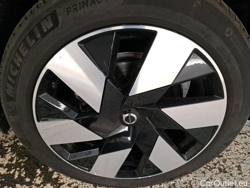  Volvo  XC60 VOLVO  / 2021 / 5P / SUV PHEV T6 350 GT 8 Ultra Style Chrome #7