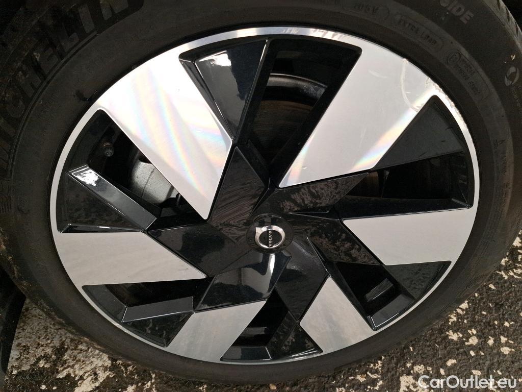  Volvo  XC60 VOLVO  / 2021 / 5P / SUV PHEV T6 350 GT 8 Ultra Style Chrome #2