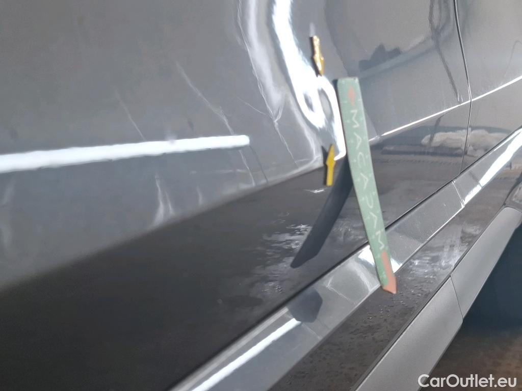  Audi  Q3 AUDI  / 2018 / 5P / SUV 45 TFSI E 245 S TRONIC S LINE #10