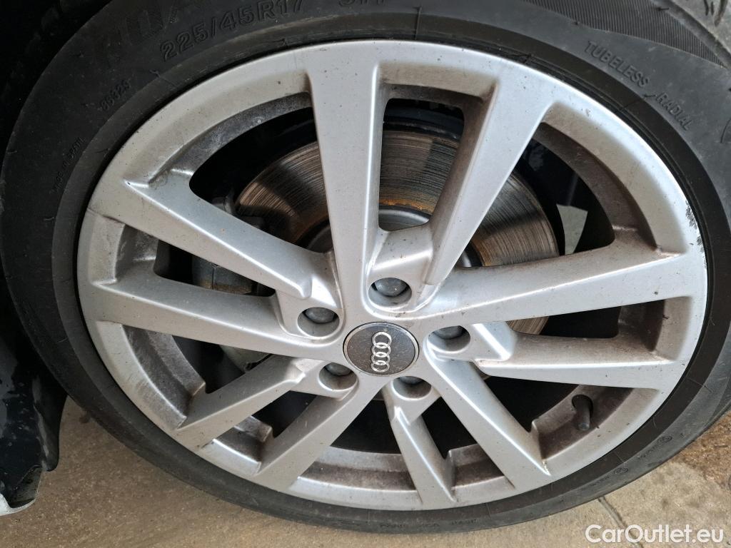  Audi  A3 AUDI  Sportback / 2016 / 5P / Berline 35 TDI 150 S TRONIC BUSINESS LINE #21