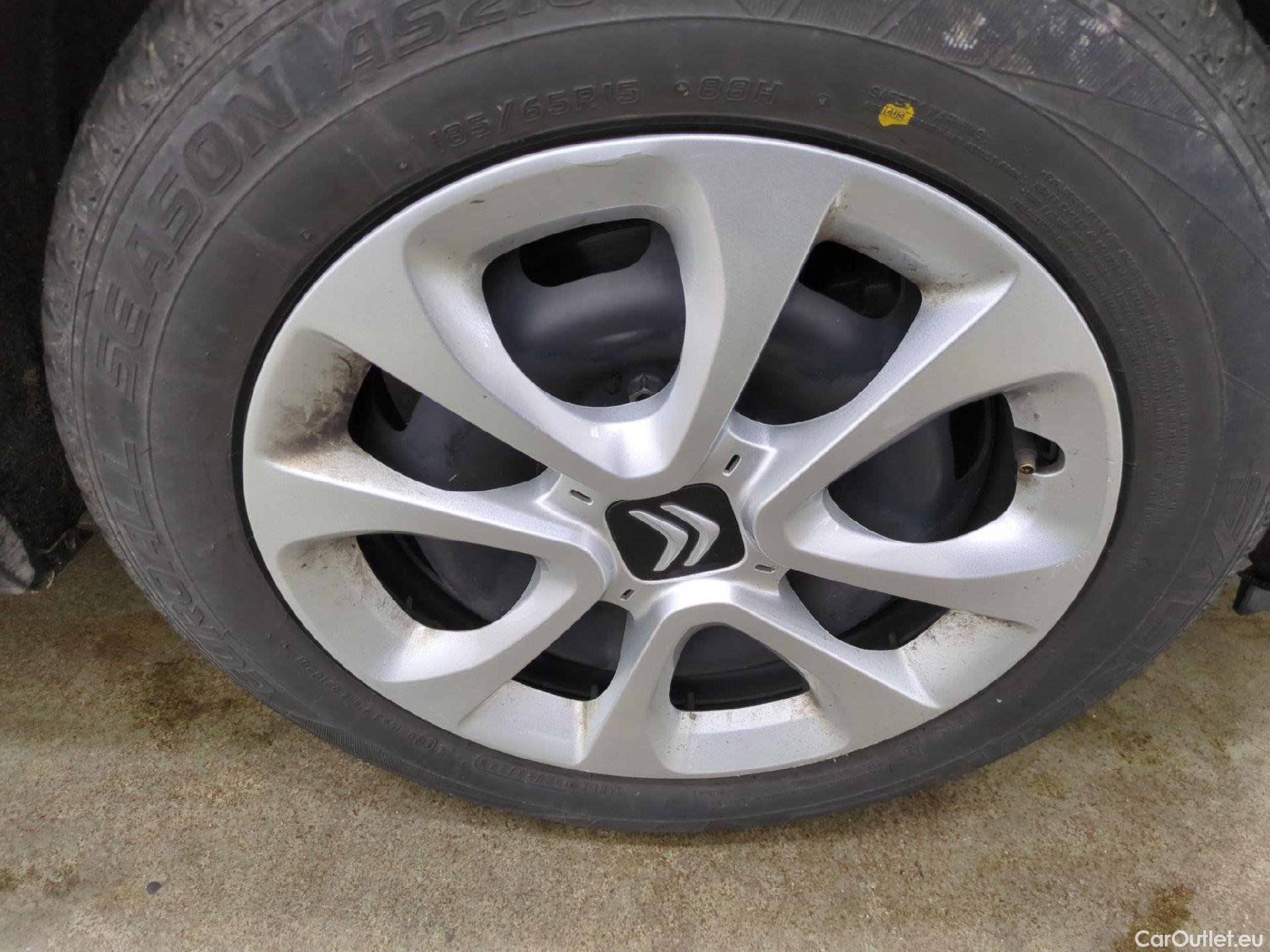  Citroen  C3  Société Feel 1.5 BlueHDI 100CV BVM6 E6d #4