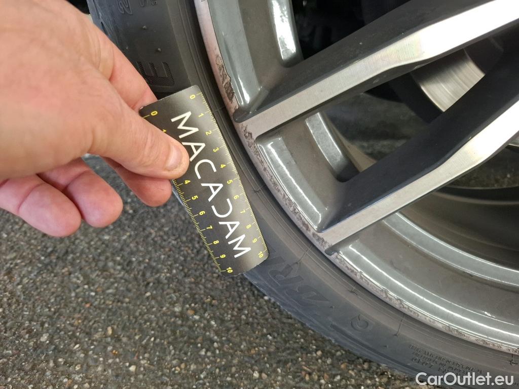  Bmw  Serie 3 BMW Série 3 Berline / 2022 / 4P / Berline 320d xDrive 190ch M Sport BVA8 #4