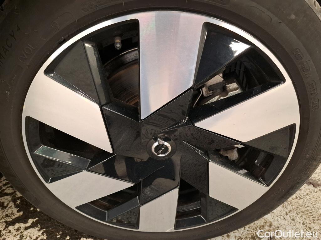  Volvo  XC60 VOLVO  / 2021 / 5P / SUV PHEV T6 350 GT 8 Ultra Style Chrome #11