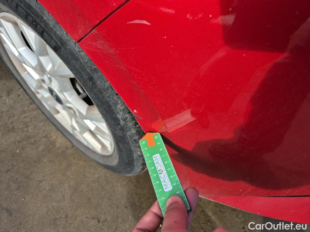  KIA  Cee'd KIA Ceed / 2021 / 5P / berlina con portón 1.0 T-GDi 74kW (100CV) Drive #13