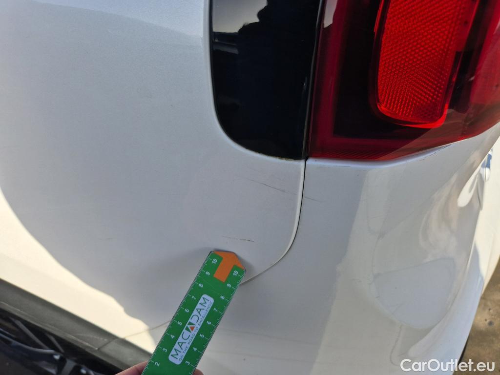  KIA  Niro KIA  / 2019 / 5P / crossover 1.6 GDi HEV 104kW (141CV) Drive #17