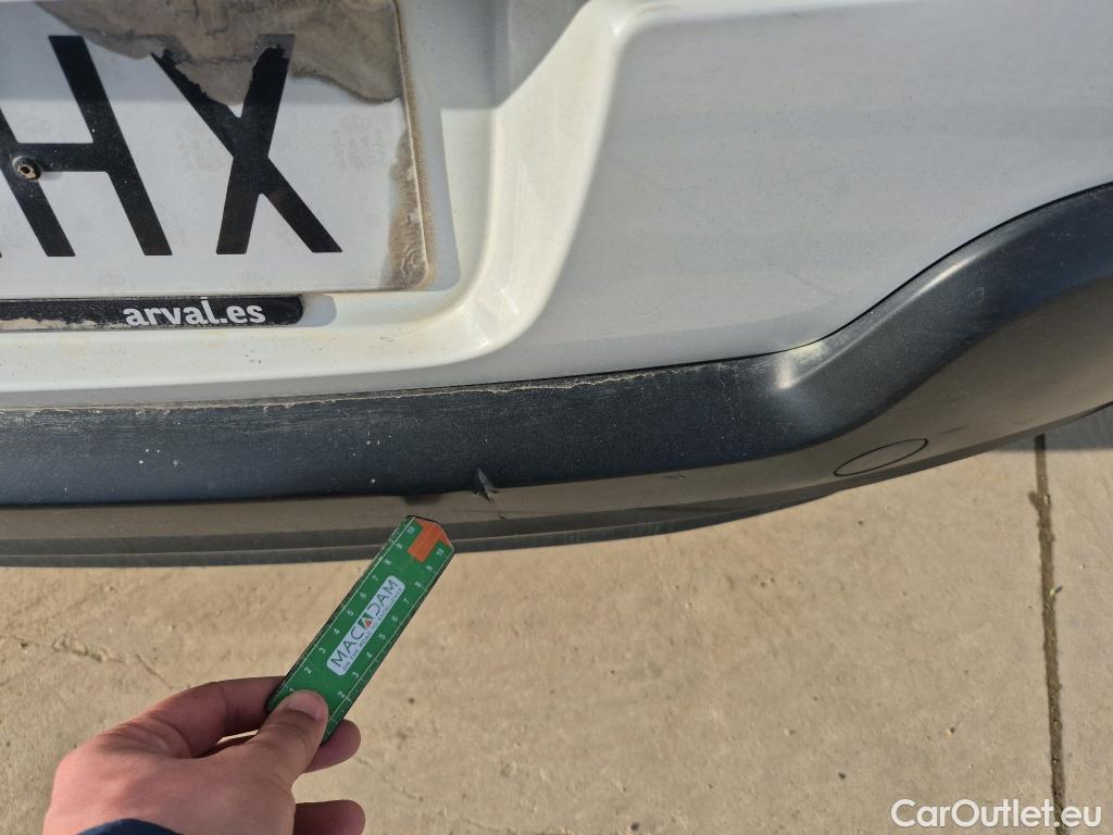  Citroen  C3 CITROEN  / 2016 / 5P / berlina con portón PureTech 60KW (83CV) FEEL #16