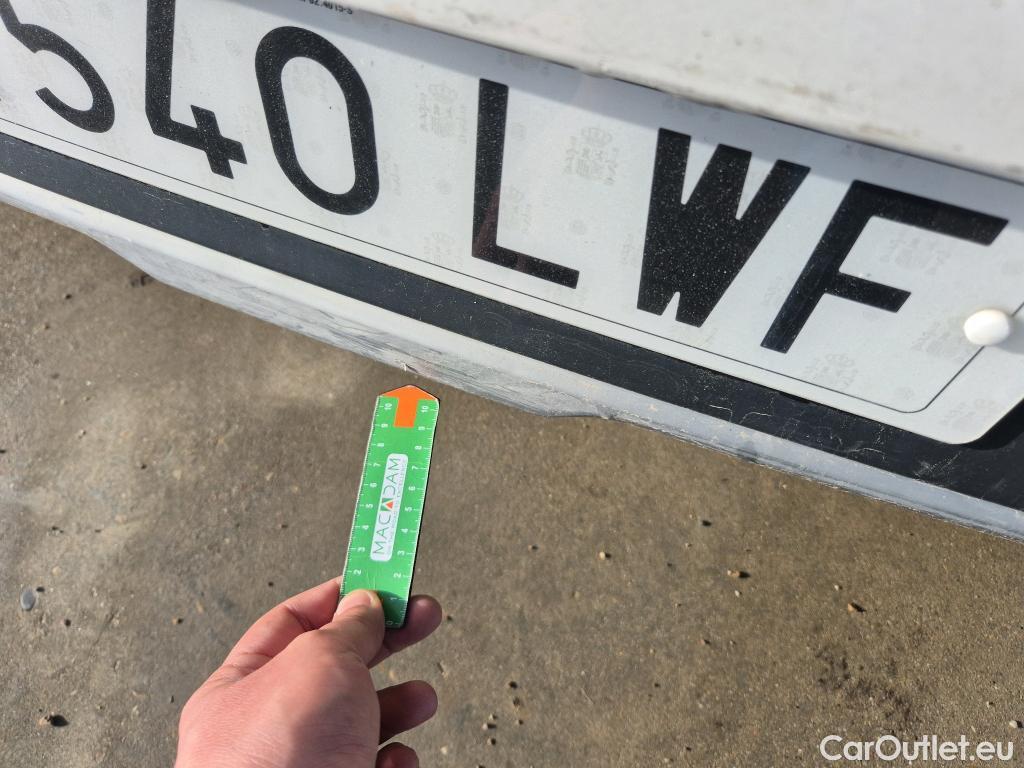  KIA  Niro KIA  / 2019 / 5P / crossover 1.6 GDi HEV 104kW (141CV) Drive #13