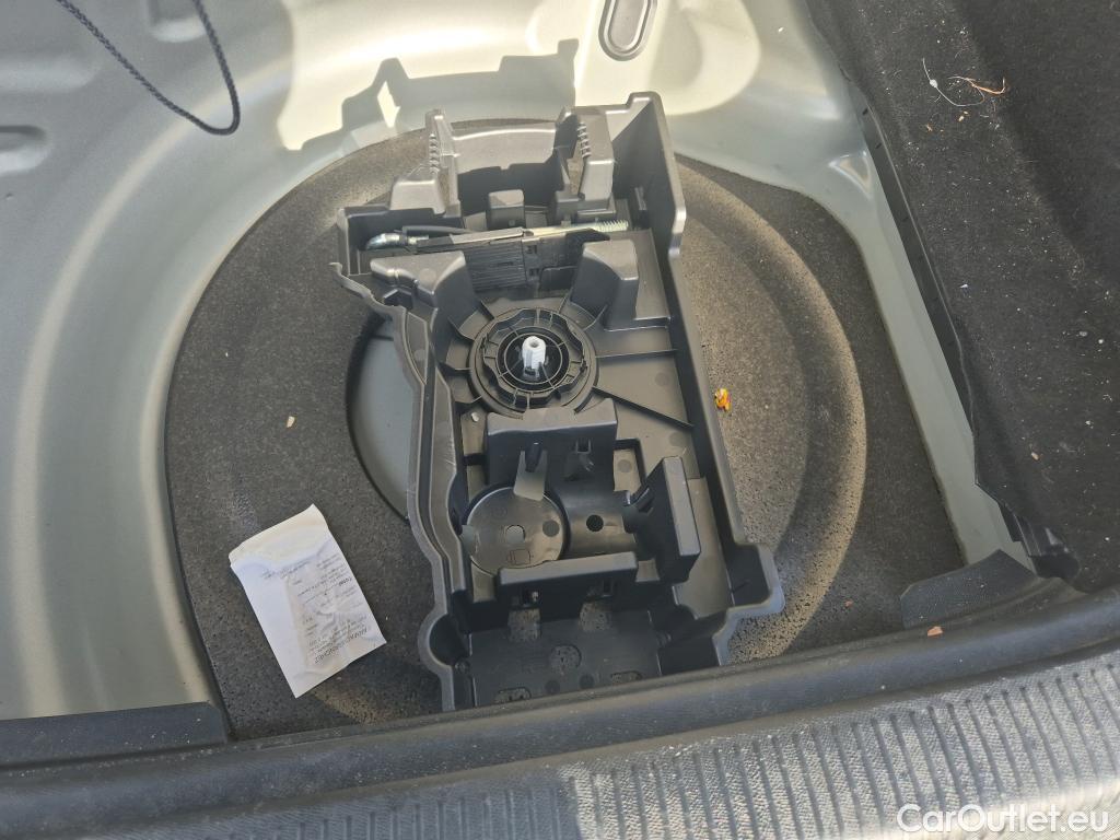  DS  DS7 DS DS 7 Crossback / 2017 / 5P / todoterreno BlueHDi DE 96kW (130CV) Auto. CHIC (AC) #10