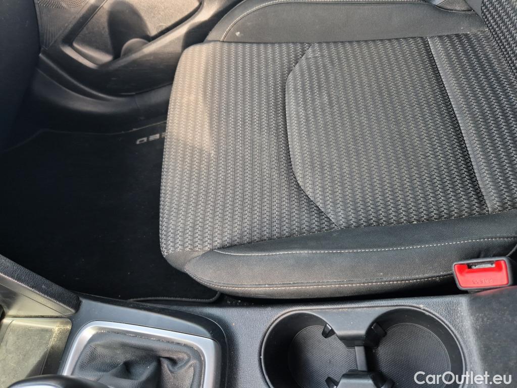  KIA  Cee'd KIA Ceed / 2021 / 5P / berlina con portón 1.0 T-GDi 74kW (100CV) Drive #19