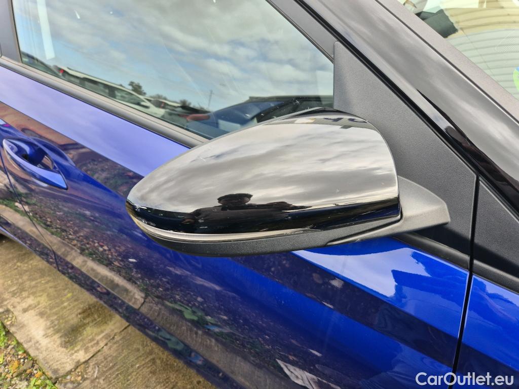  Hyundai  i20 HYUNDAI  / 2020 / 5P / berlina con portón 1.0 TGDI 74kW (100CV) 48V Tecno #24