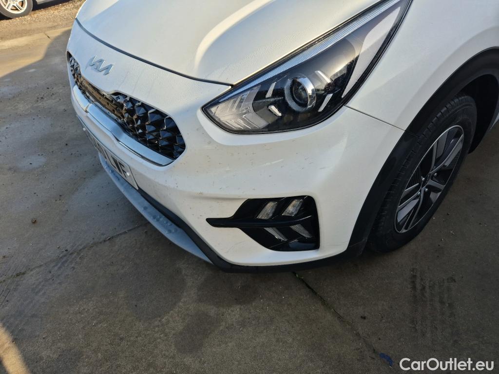 KIA  Niro KIA  / 2019 / 5P / crossover 1.6 GDi HEV 104kW (141CV) Drive #3