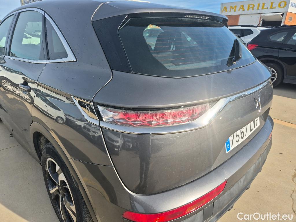  DS  DS7 DS DS 7 Crossback / 2017 / 5P / todoterreno BlueHDi DE 96kW (130CV) Auto. CHIC (AC) #1