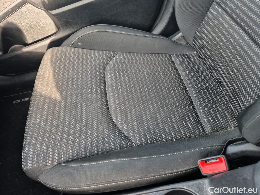  KIA  Cee'd KIA Ceed / 2021 / 5P / berlina con portón 1.0 T-GDi 74kW (100CV) Drive #7