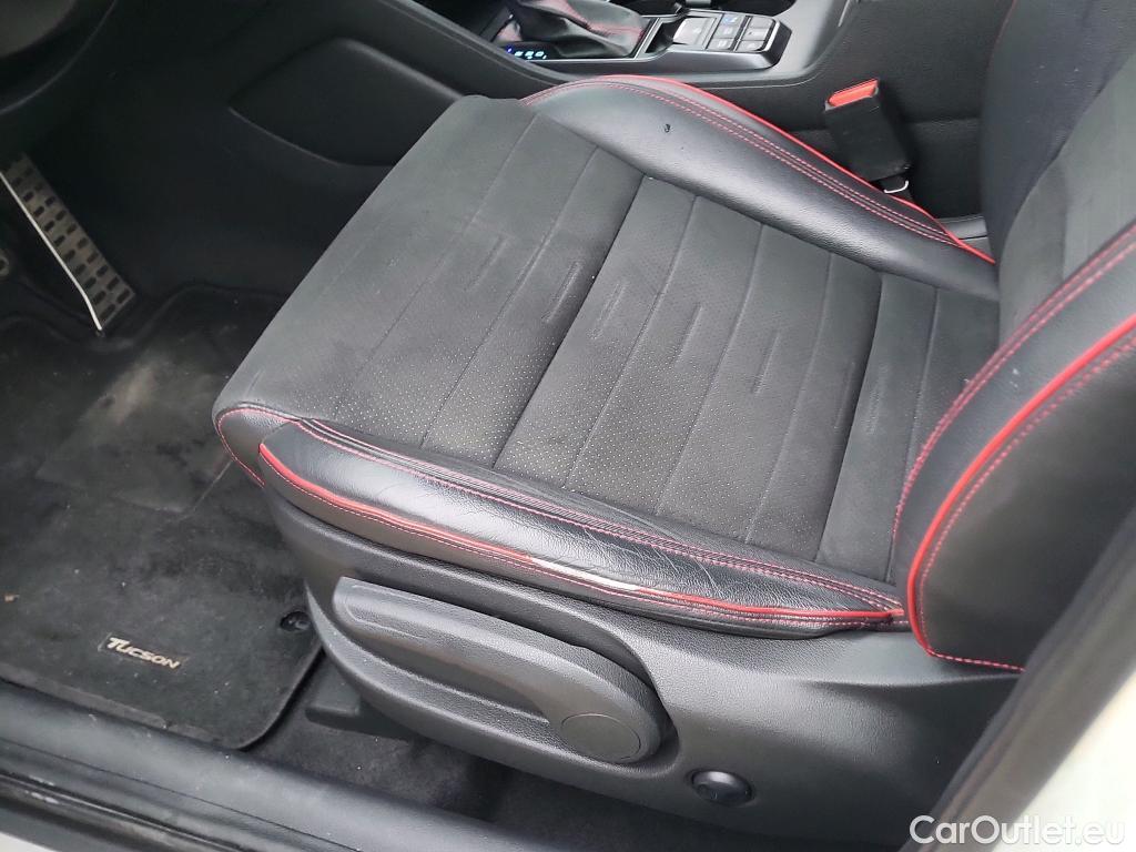  Hyundai  Tucson HYUNDAI  / 2018 / 5P / todoterreno 1.6 CRDI 100kW (136CV) 48V N-Line DT 4X2 #3