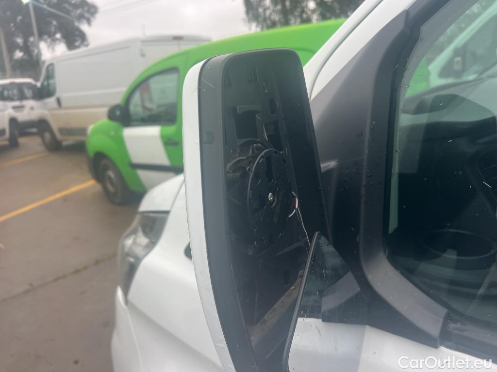  Ford  Transit  Custom Furgón 300 L2 Limited 2.0 TDCi 130CV MT6 E6dT #4