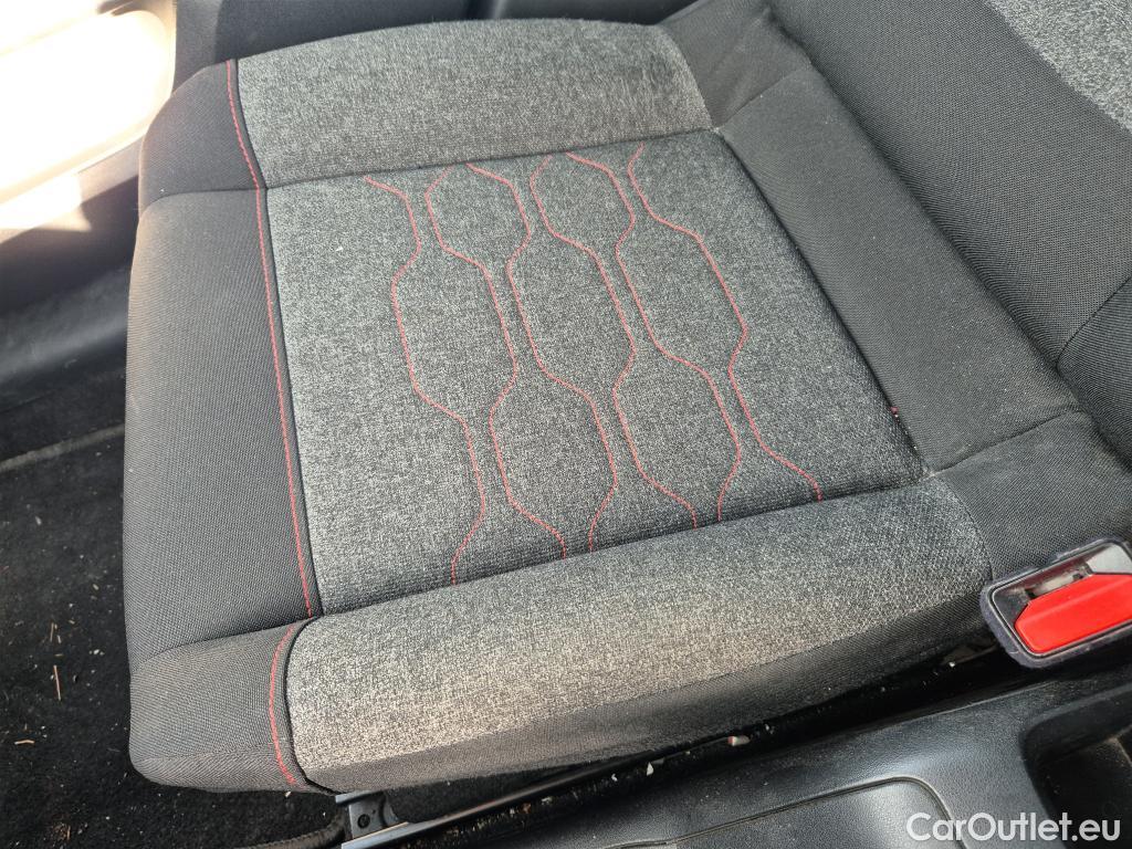  Citroen  C3 CITROEN  / 2016 / 5P / berlina con portón PureTech 60KW (83CV) FEEL #1