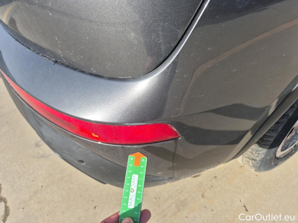  DS  DS7 DS DS 7 Crossback / 2017 / 5P / todoterreno BlueHDi DE 96kW (130CV) Auto. CHIC (AC) #21