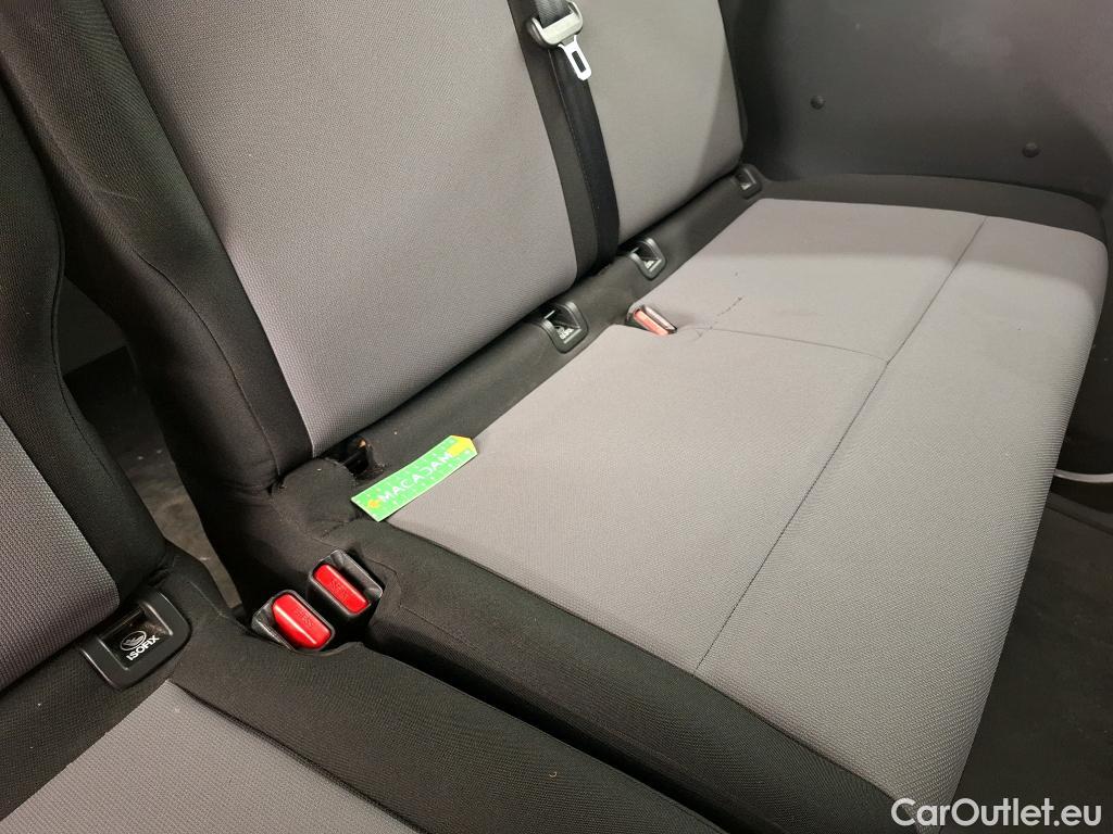  Citroen  Jumpy CITROEN  4p Combi Taille M BlueHDi 100 S&S BVM6 Confort #37