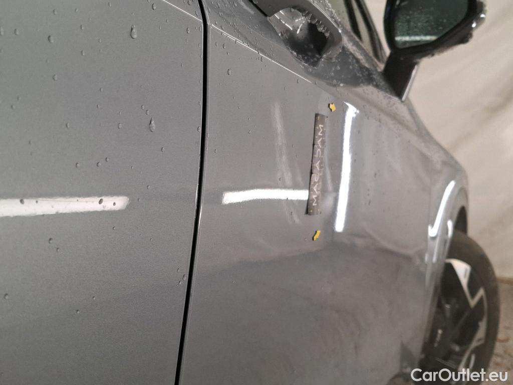  KIA  Sportage KIA  / 2021 / 5P / SUV 1.6 T-GDI 265 PHEV AUTO 4WD GT-L PREM BU #19