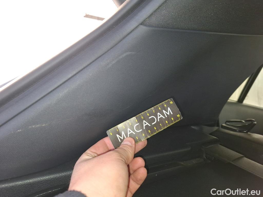  KIA  Sportage KIA  / 2021 / 5P / SUV 1.6 T-GDI 265 PHEV AUTO 4WD GT-L PREM BU #27