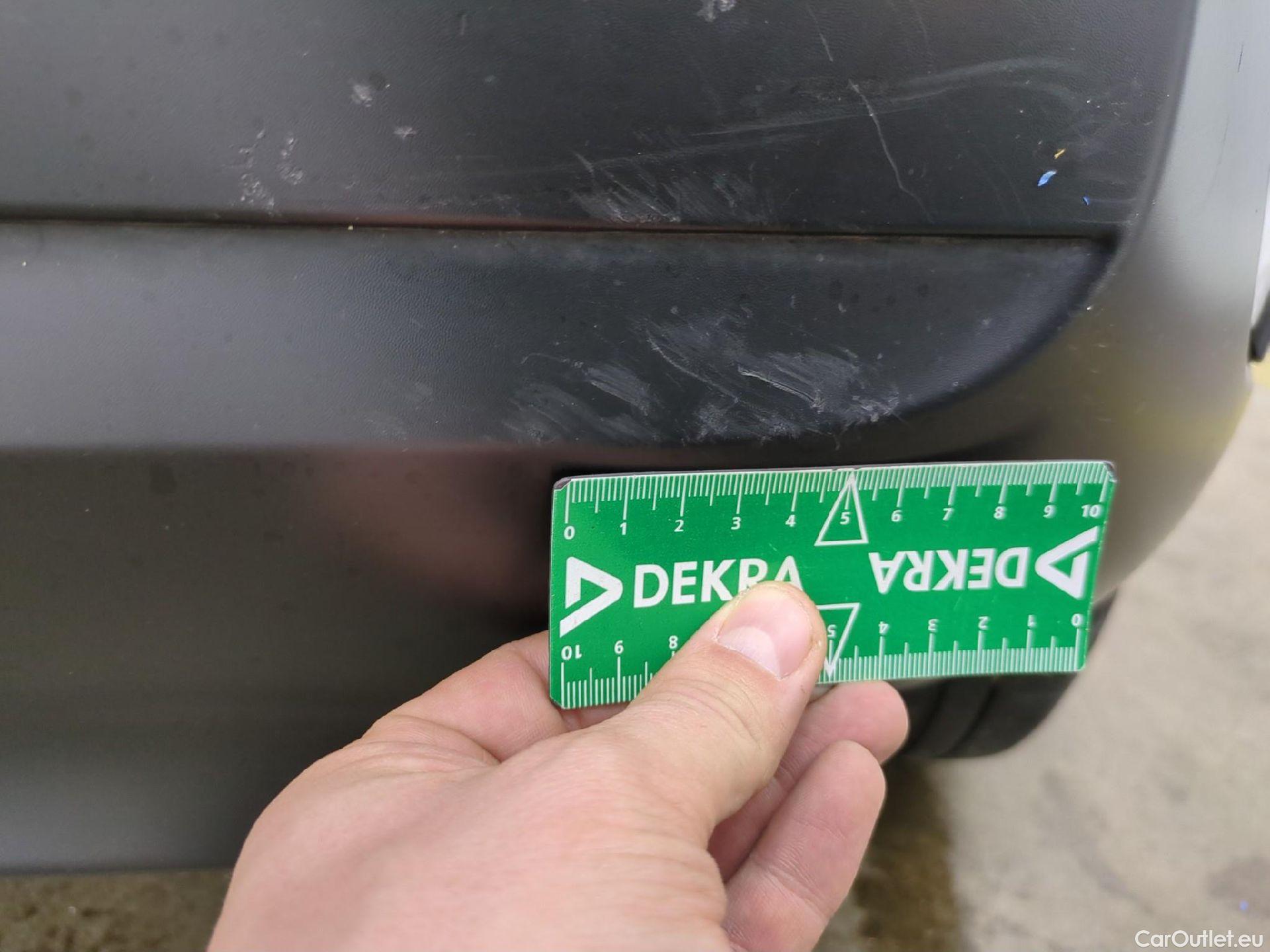  Citroen  C3  Société Feel 1.5 BlueHDI 100CV BVM6 E6d #19