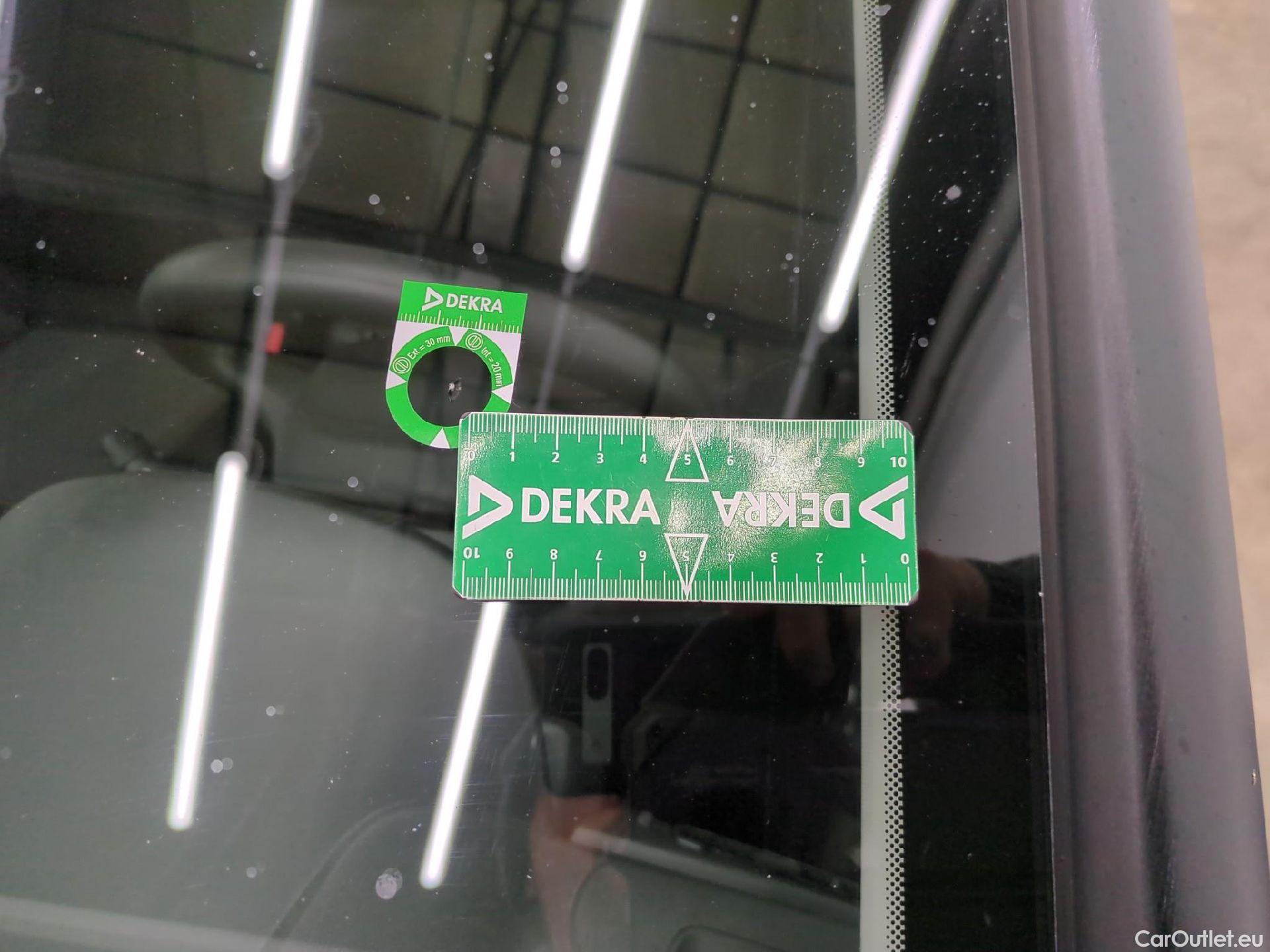  Citroen  C3  Feel Business 1.2 PureTech 80CV BVM5 E6d #2