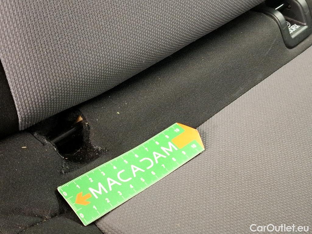  Citroen  Jumpy CITROEN  4p Combi Taille M BlueHDi 100 S&S BVM6 Confort #38