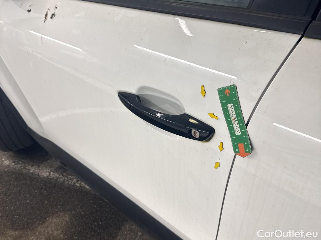  Citroen  C4  Berline Feel Nav Business R 1.5 BlueHDI 130CV BVA8 E6d / TRANSFO VP/VF #9