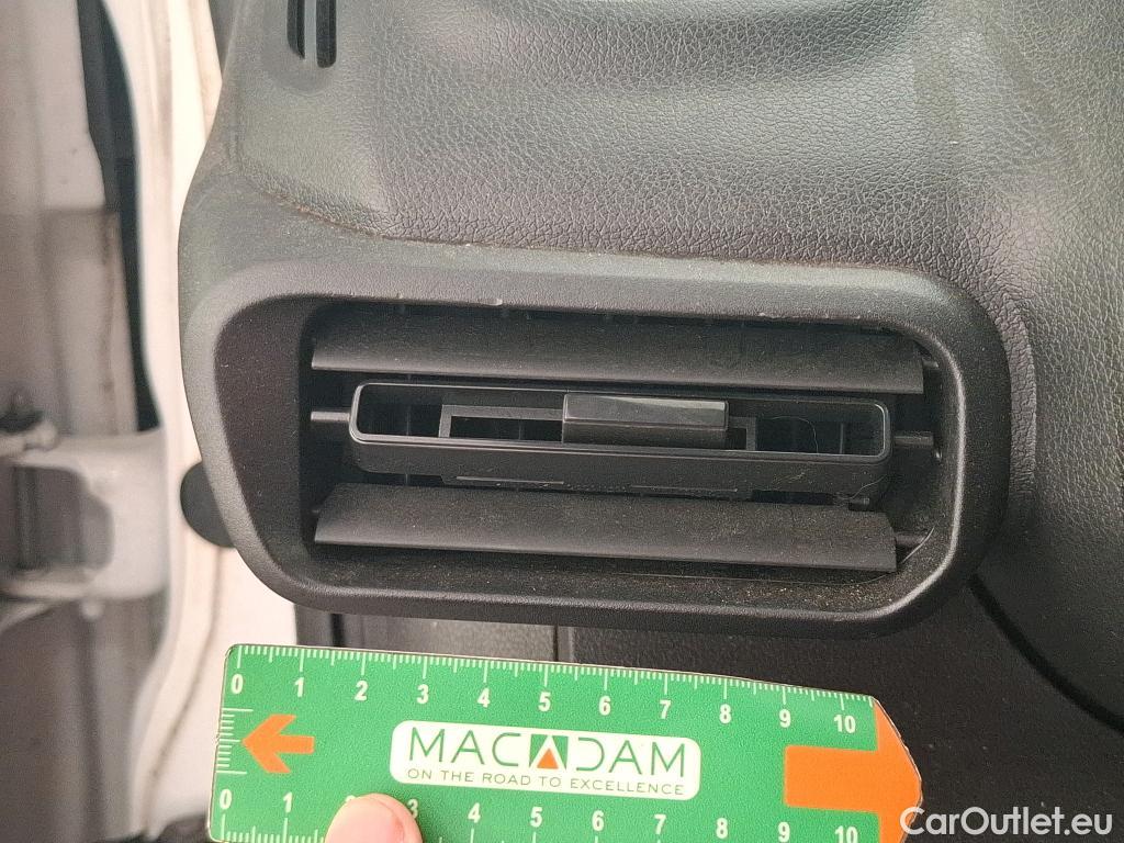  Citroen  Berlingo  Fourgon Club M 650 1.5 BlueHDi 75CV BVM5 E6dT #29