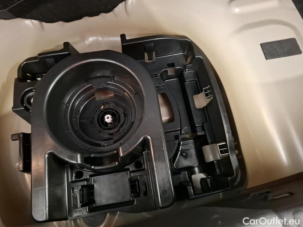  Citroen  C3  Max 1.2 PureTech 80CV BVM5 6E #6