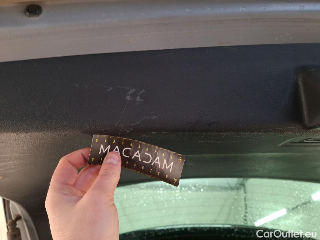  KIA  Sportage KIA  / 2021 / 5P / SUV 1.6 T-GDI 265 PHEV AUTO 4WD GT-L PREM BU #8