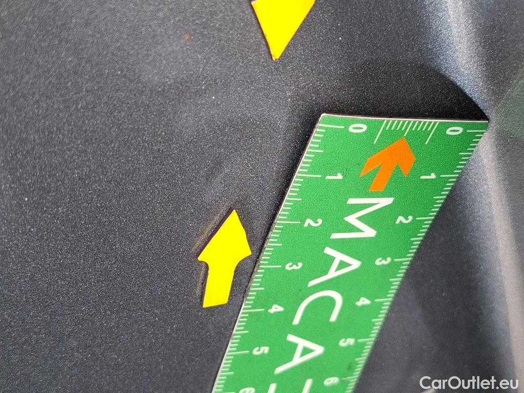  Peugeot  3008 PEUGEOT  / 2020 / 5P / SUV 1.6 HYBRID 225 E-EAT8 Allure Pack #22