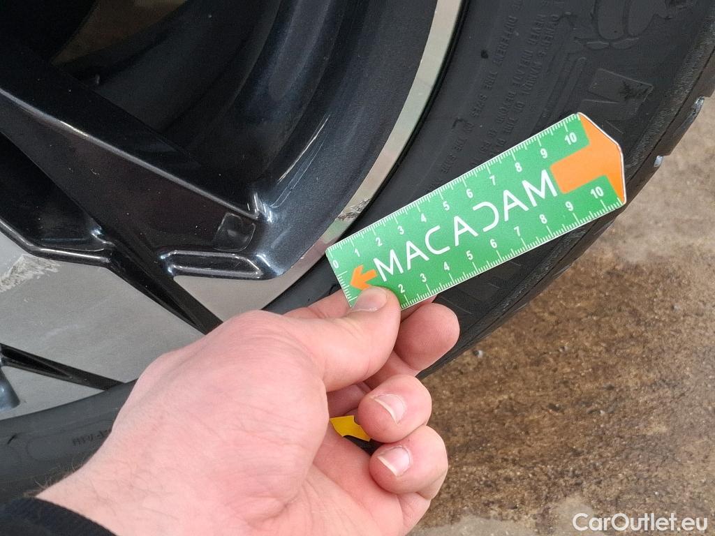  Peugeot  3008  GT Line 1.5 HDi 130CV BVA8 E6dT #13