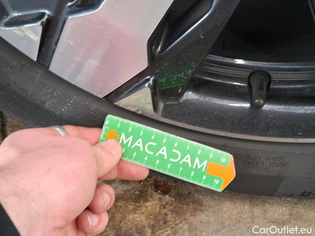  Peugeot  3008  GT Line 1.5 HDi 130CV BVA8 E6dT #14