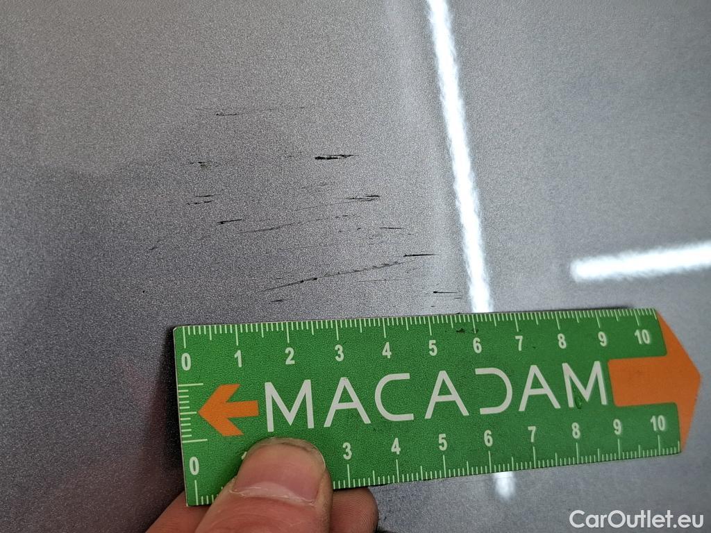  Peugeot  3008 PEUGEOT  / 2020 / 5P / SUV 1.6 HYBRID 225 E-EAT8 Allure Pack #58