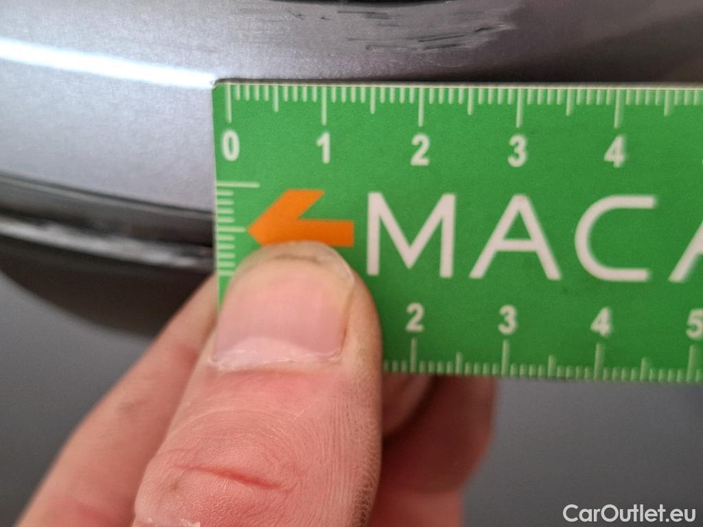  Peugeot  3008 PEUGEOT  / 2020 / 5P / SUV 1.6 HYBRID 225 E-EAT8 Allure Pack #51