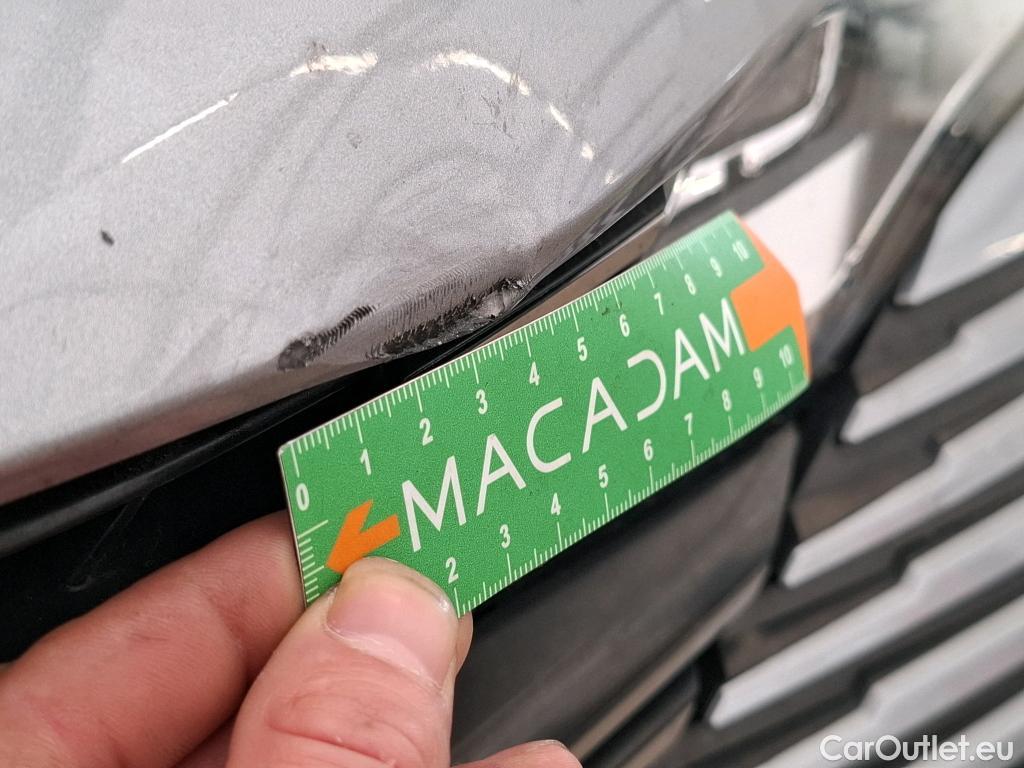  Peugeot  3008 PEUGEOT  / 2020 / 5P / SUV 1.6 HYBRID 225 E-EAT8 Allure Pack #3