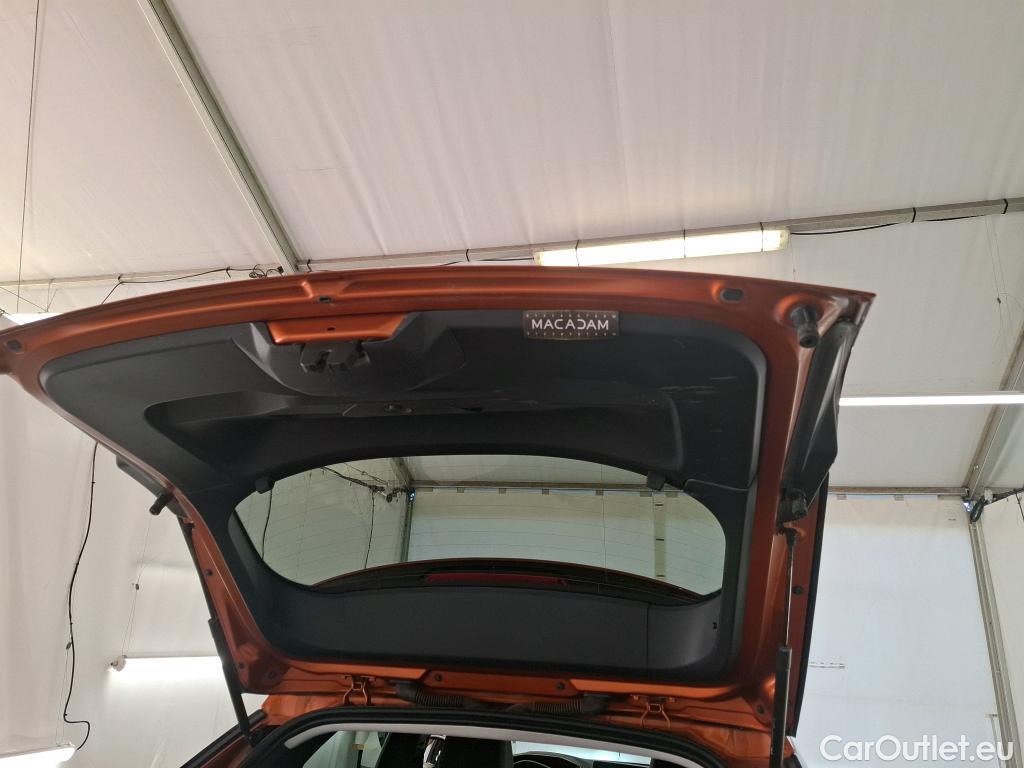  Peugeot  2008  Allure Business 1.2 PureTech 130CV BVA8 E6d #1