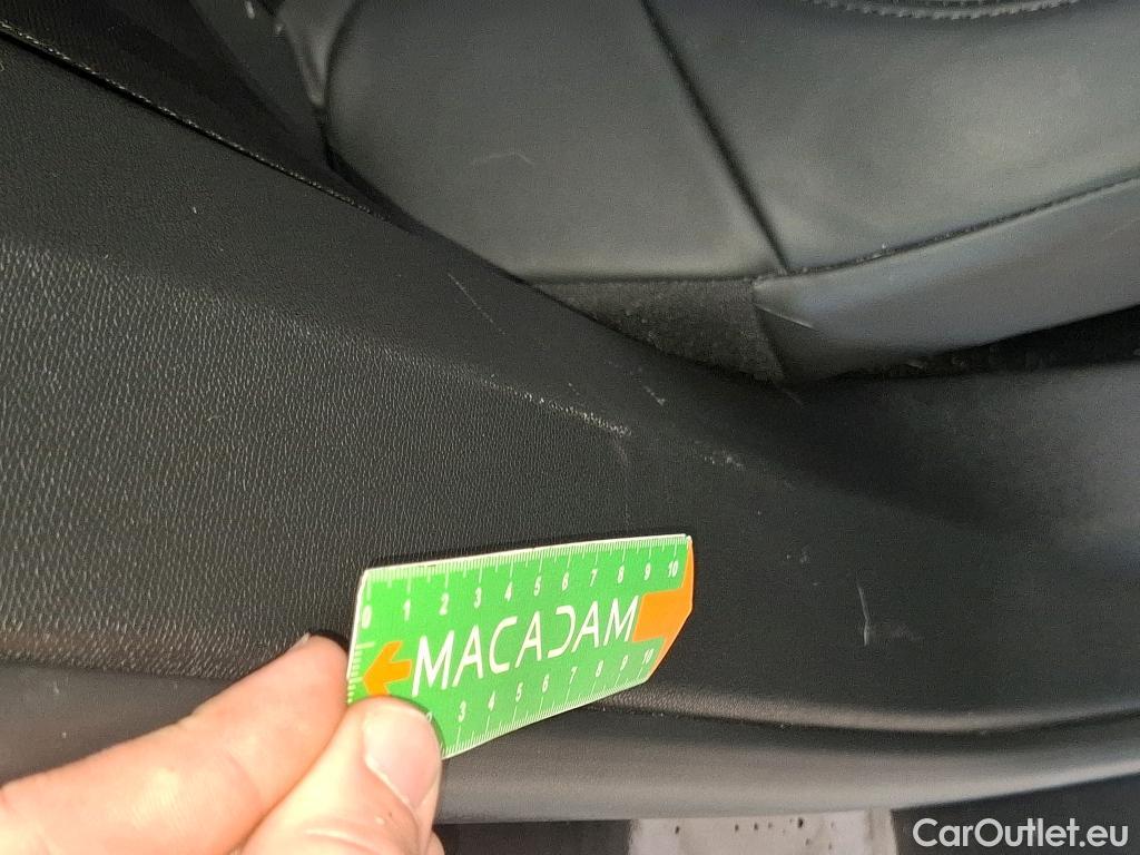  Peugeot  3008  GT Line 1.5 HDi 130CV BVA8 E6dT #21